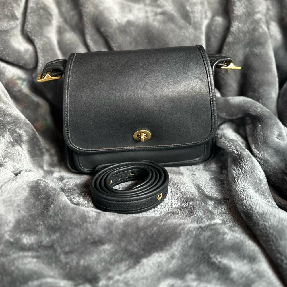 Vintage Coach Rambler Legacy black